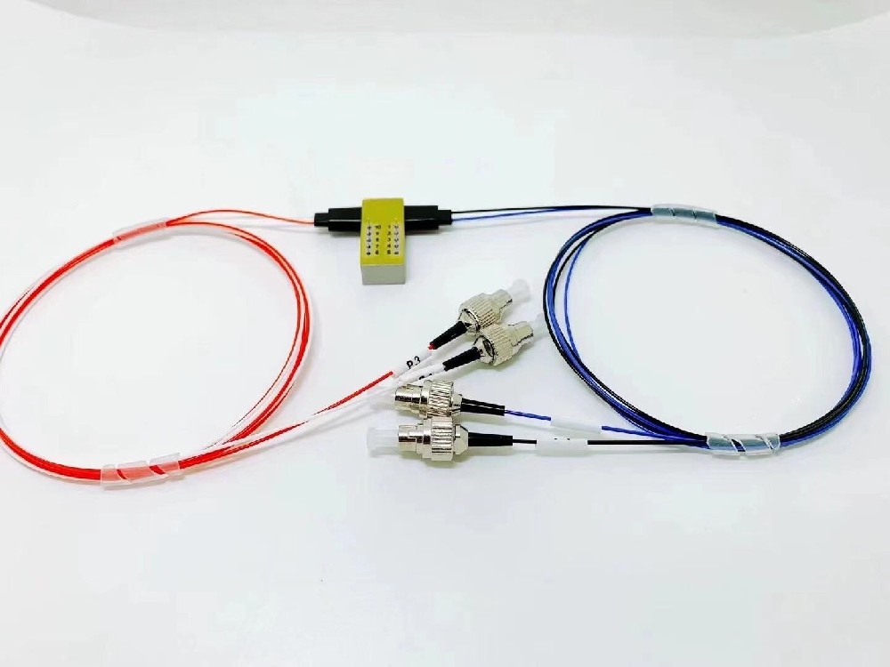 保偏光開關 Polarization Maintaining Optical Switch